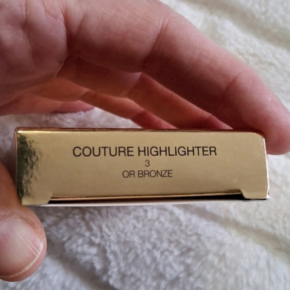 Yves Saint Laurent (YSL) Couture Highlighter In Shade 03 OR BRONE - Picture 7 of 10